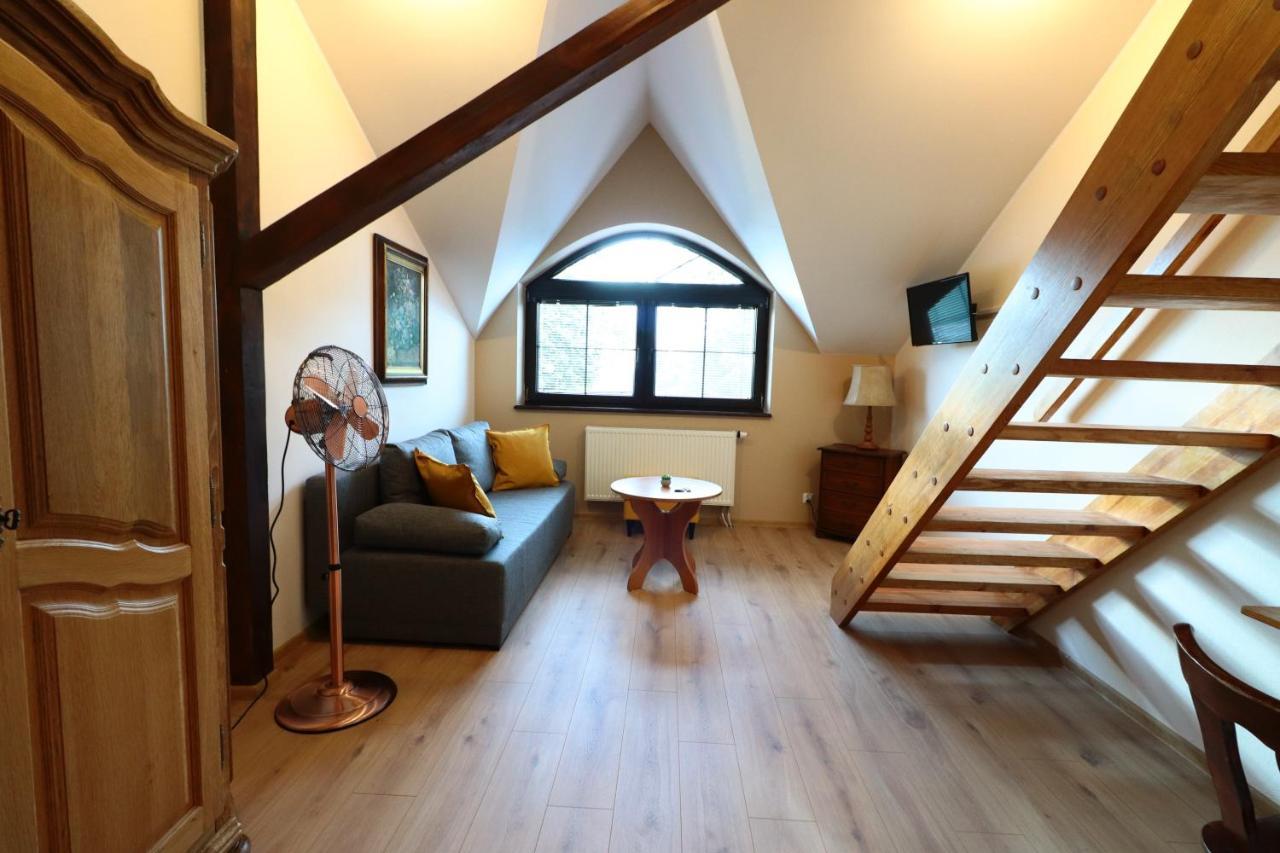Hotel Karczma Pod Jesionem Brdow Exteriér fotografie